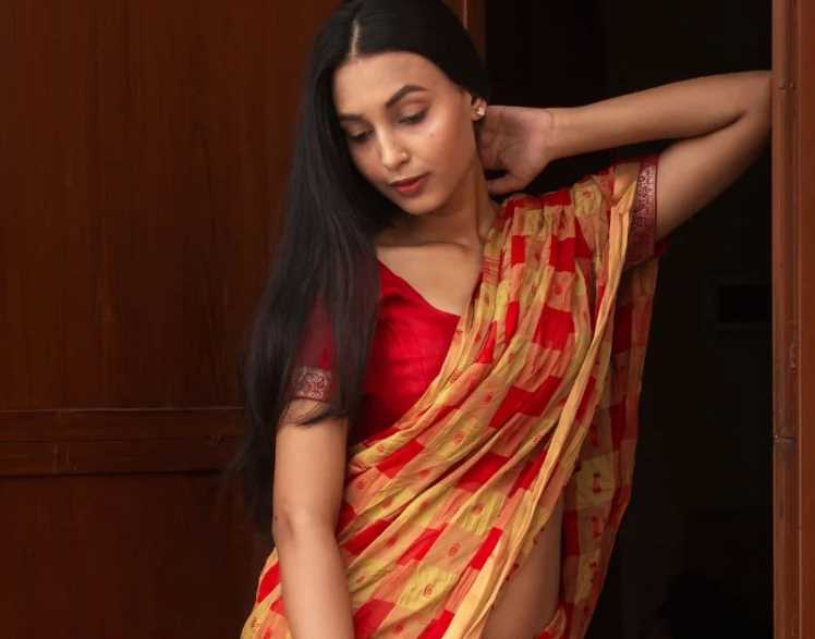দুষ্টু মেয়েদের পিক