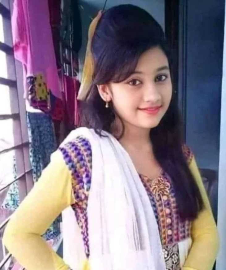 দুষ্টু মেয়েদের পিক
